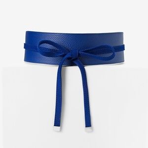 White House Black Market Blue Belt